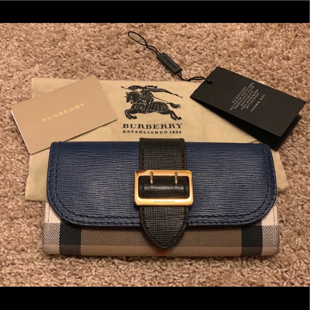 Burberry wallet